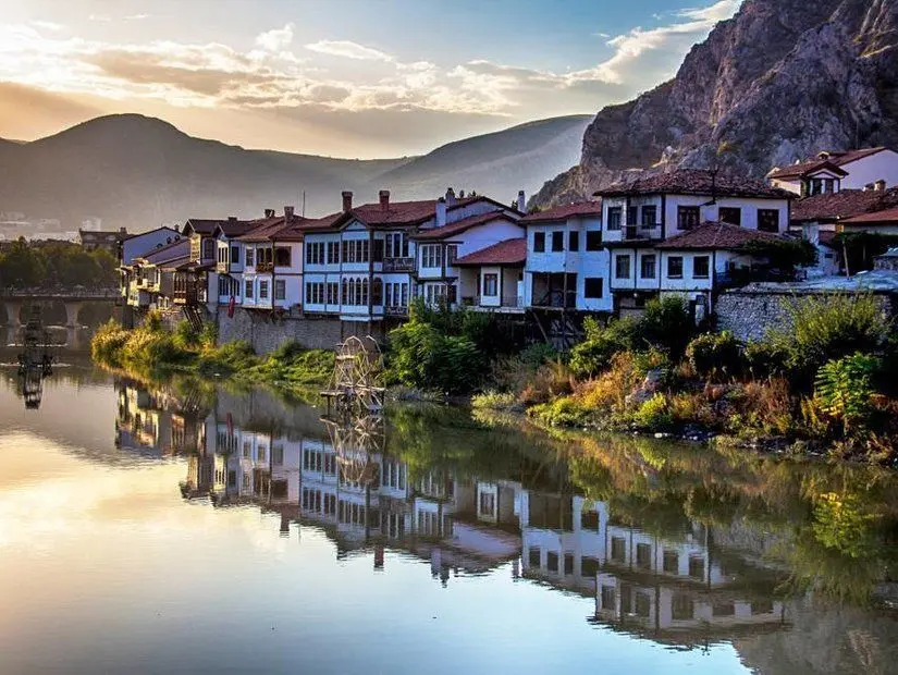 Yalıboyu Evleri, Amasya