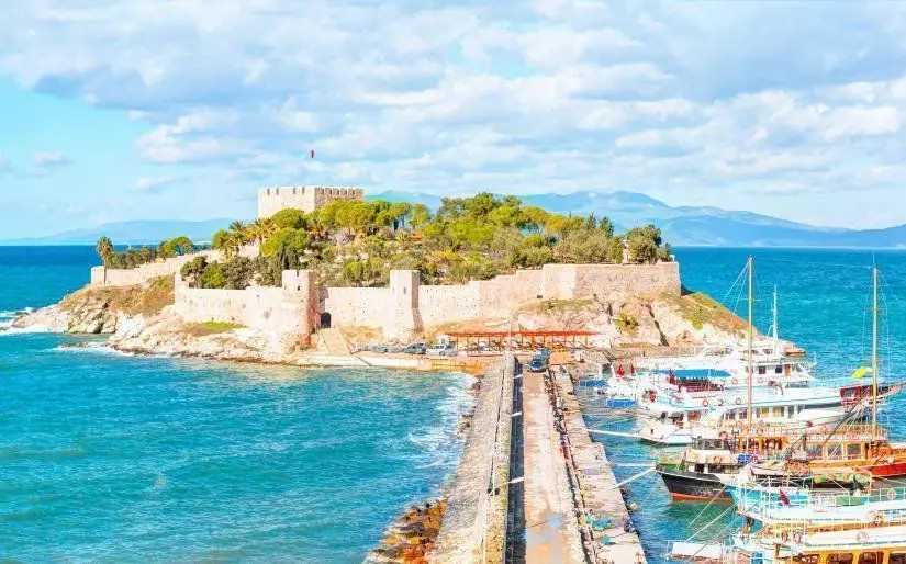 Güvercinada Kalesi, Aydın