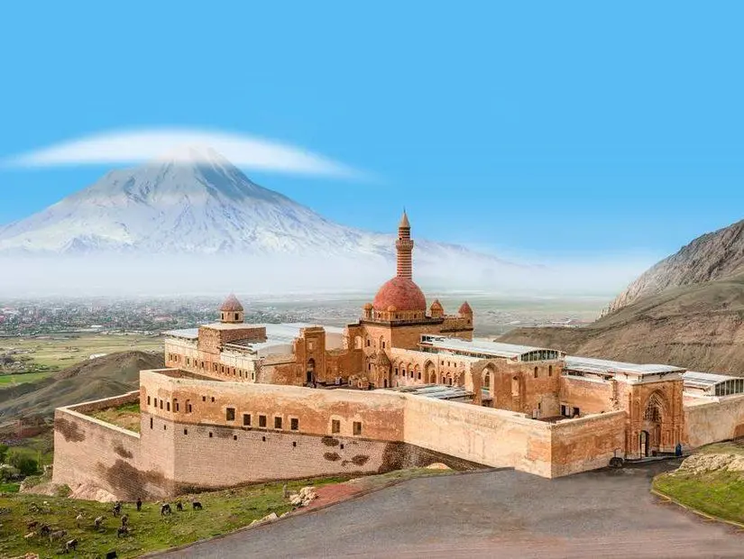 İshak Paşa Sarayı, Ağrı