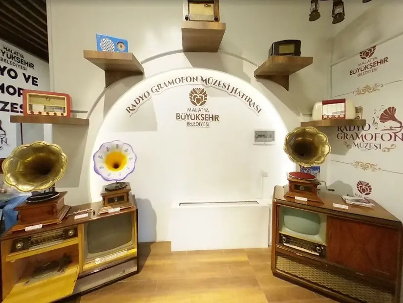 Malatya Radyo Gramofon Müzesi