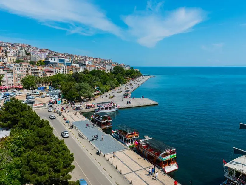 Sinop Aşıklar Caddesi