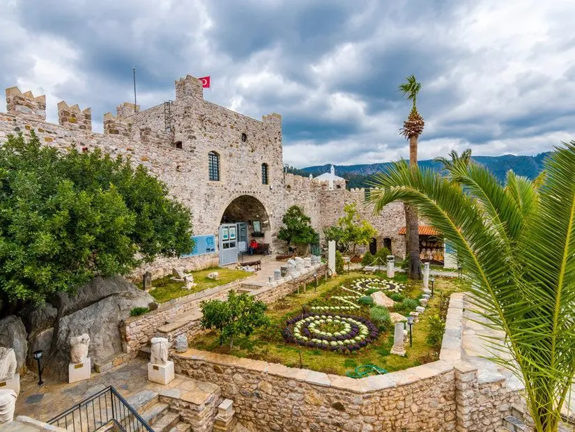 Marmaris Kalesi ve Müzesi