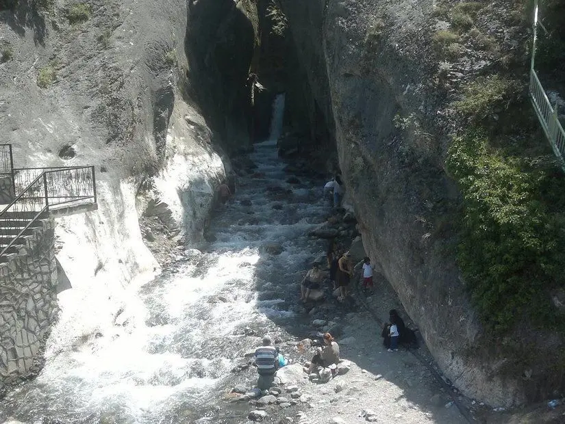 Saitabat Şelalesi