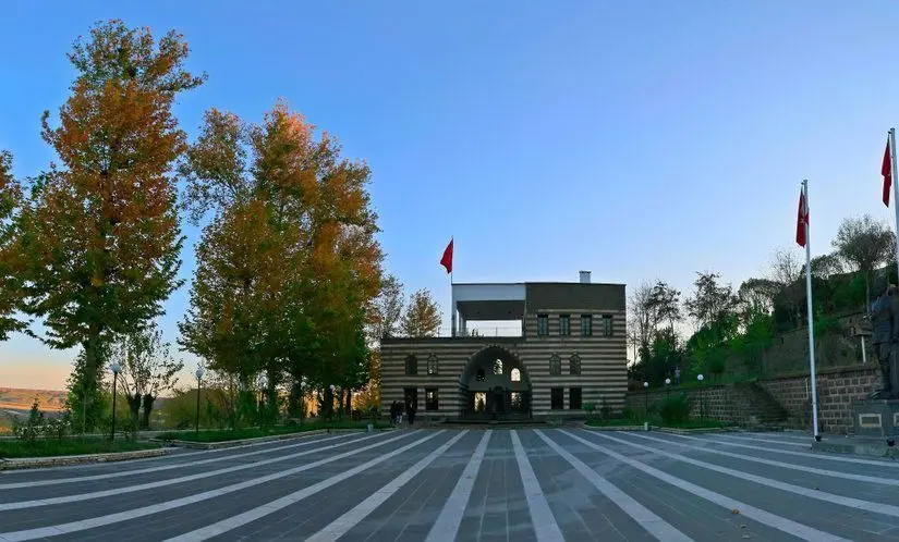 Gazi Köşkü ve Atatürk Müzesi