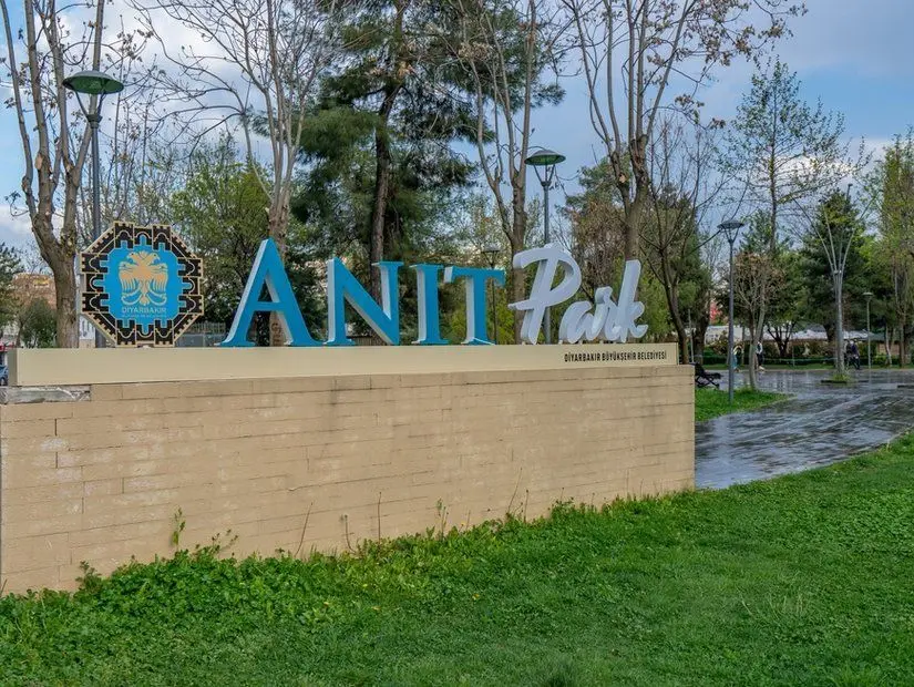 Anıt Park