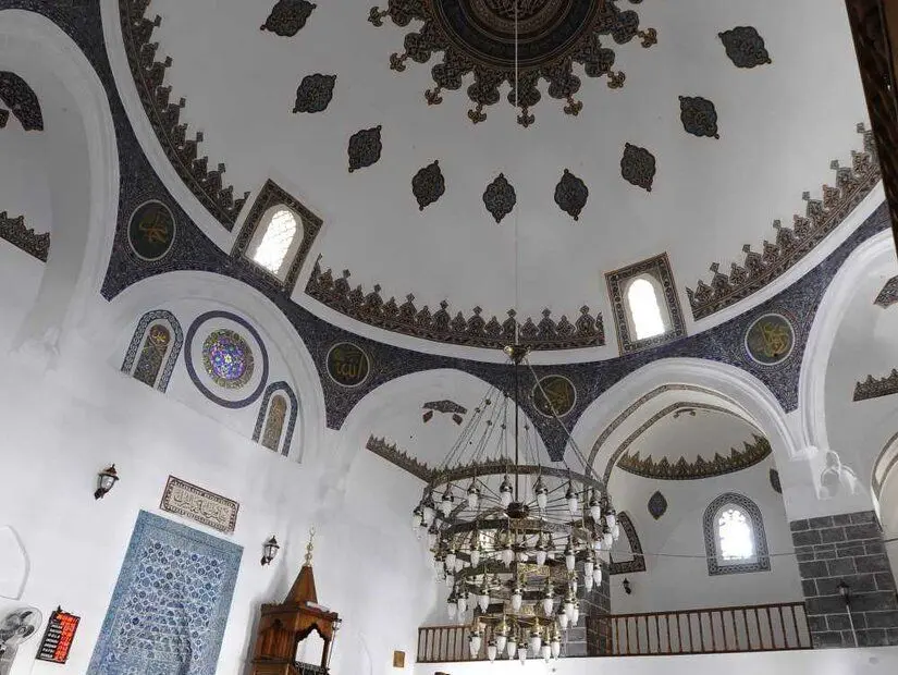 elek Ahmed Paşa Camii
