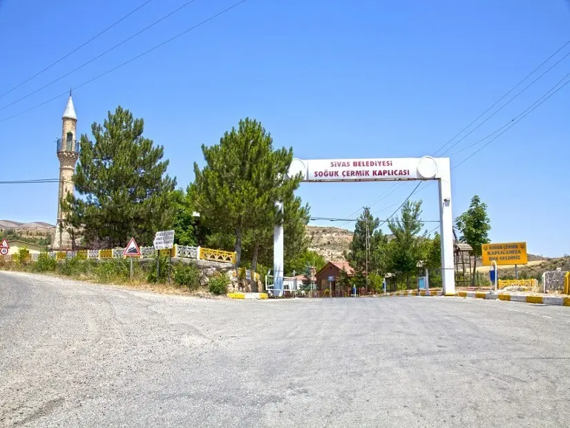 Sivas Soğuk Çermik Eski Havuz