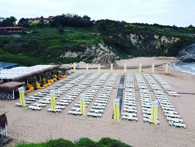 Ağlayan Kaya Beach
