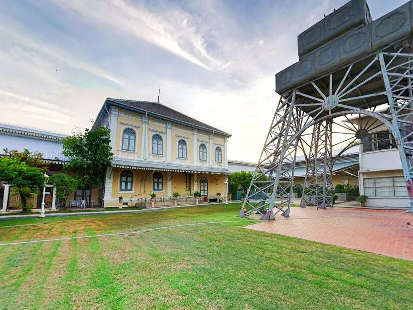 Bangkok Ulusal Galerisi