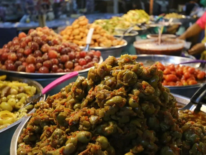 Chaofa Variety Weekend Market