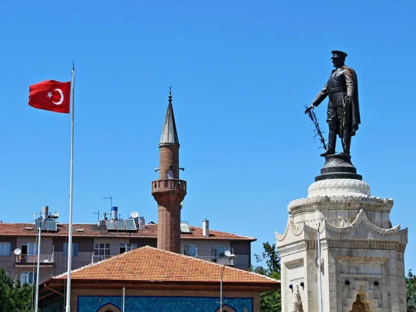Konya Atatürk Anıtı