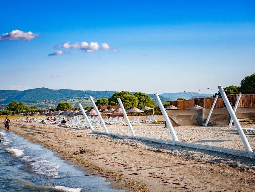 Kum Adası