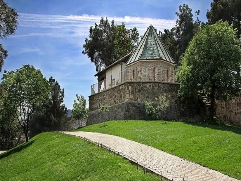 Koyunbaba Türbesi