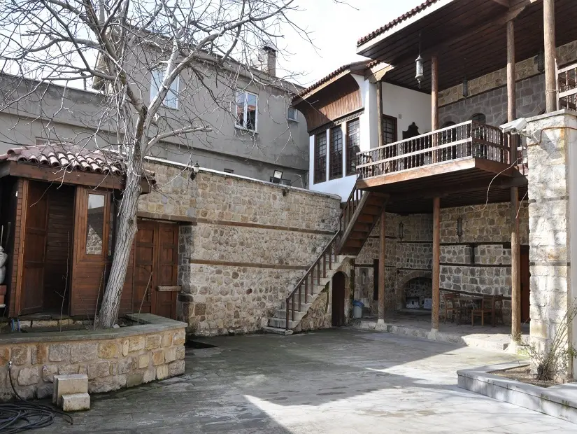 Deligönüller Konağı