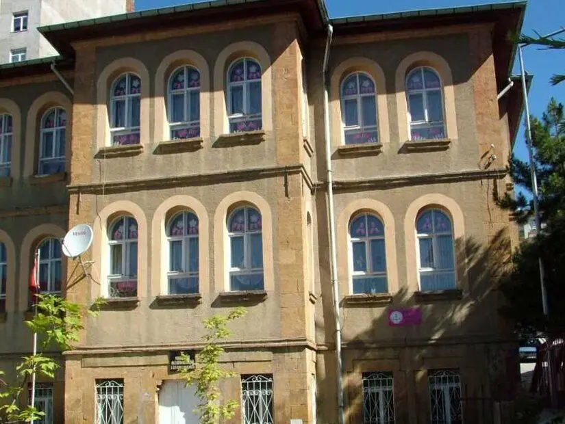 Miralay Şerif Bey Konağı