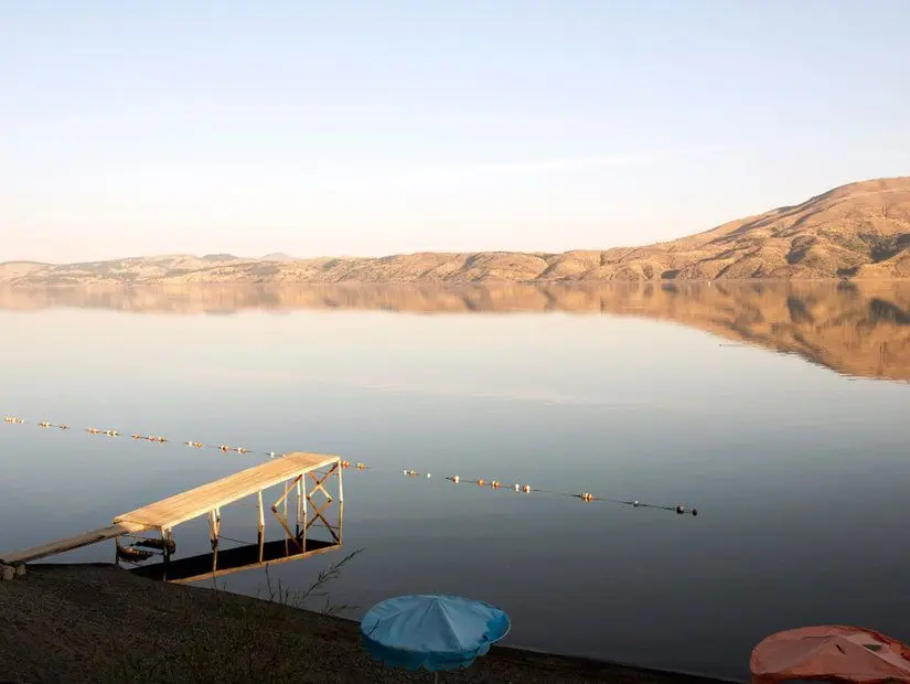 Hazar Gölü Plajı