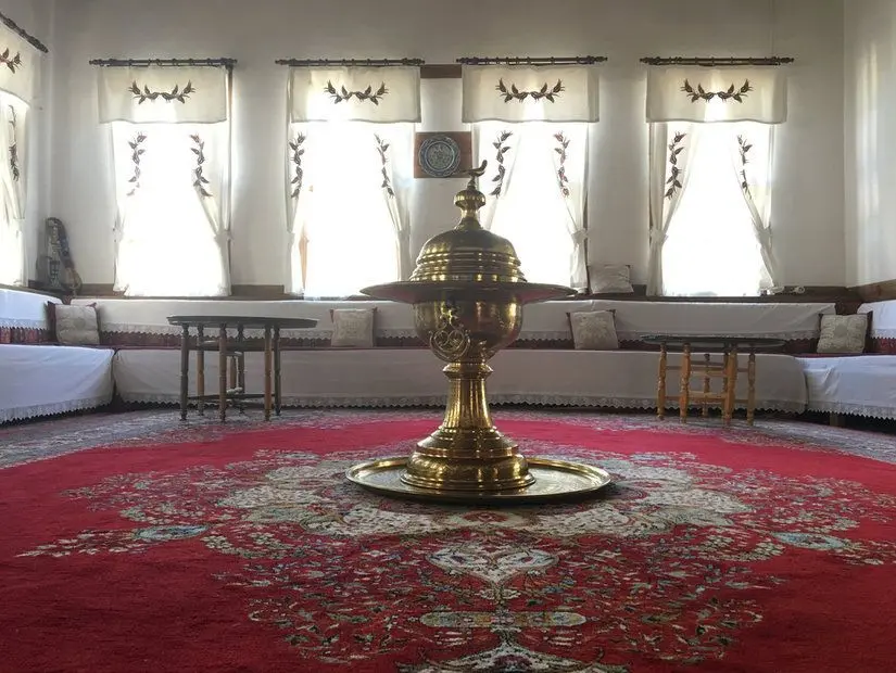 Akşemseddin Türbesi