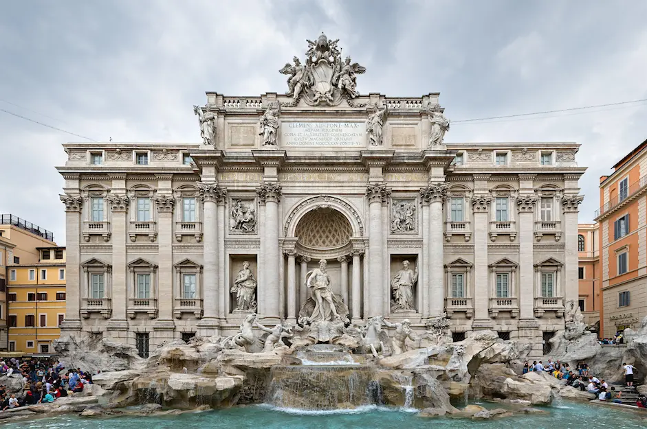 Roma – Trevi Çeşmesi
