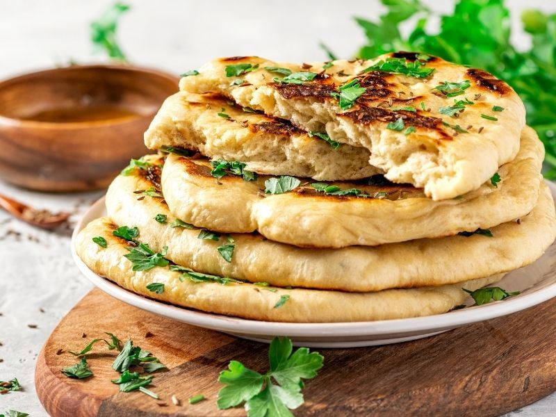 Tavada 10 Dakikada Hazırlanan Kahvaltılık Bazlama Tarifi