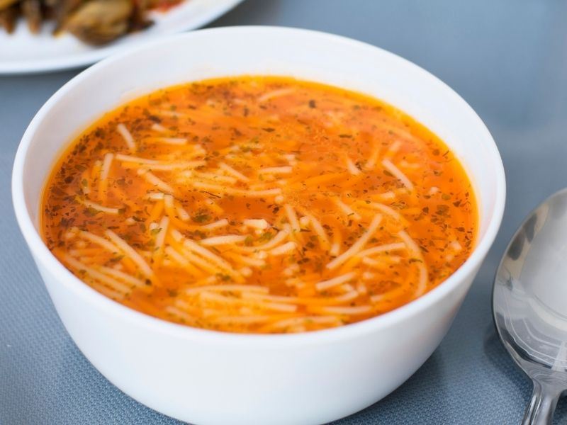 Bir Kaşık Salçayla Rengi Kıvamı Tam Yerinde Çorba Tarifi