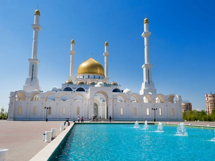 Nur Astana Camii
