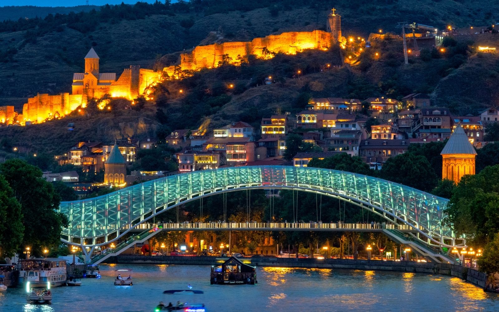 Ekim’e Başka Bir Manzaradan Bakın
