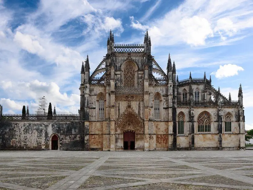 Batalha Manastırı (Mosteiro da Batalha)