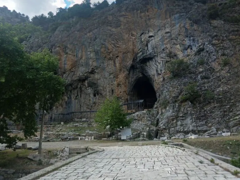 Kuz Mağarası