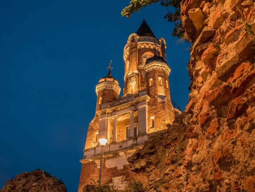 Gardos Kulesi (Milenyum Kulesi)