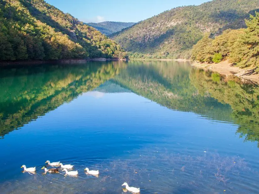 Borabay Gölü