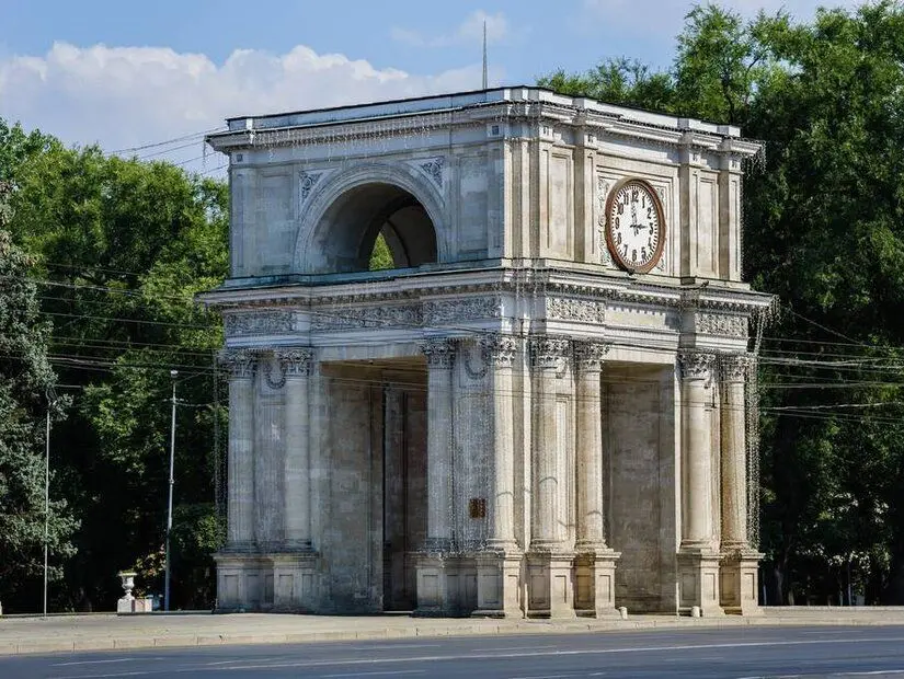 Zafer Takı