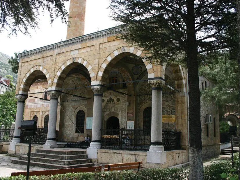 Şirvanlı Camii
