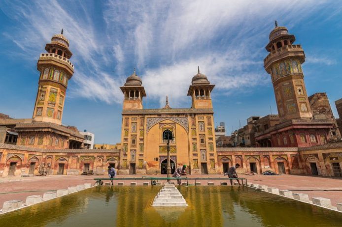 Wazir Khan Camii
