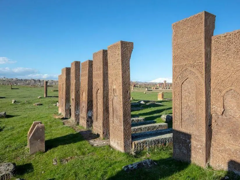 4. Ahlat Selçuklu Mezar Taşları