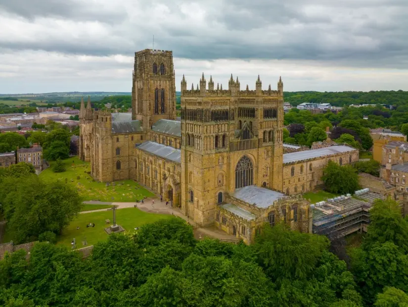 Durham Katedrali