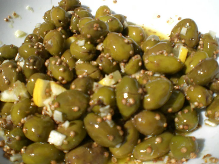 Çakıstez