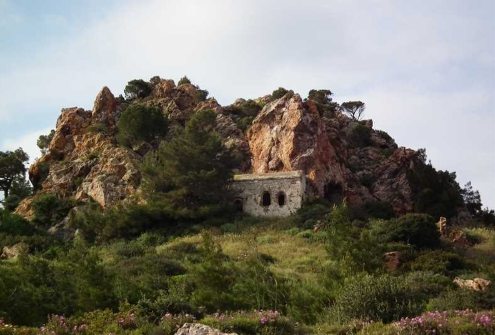 Tımarhane Adası ve Taşlı Manastır