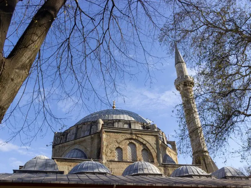 Yeni Cuma Camii (Pertev Mehmet Paşa Camii ve Külliyesi)