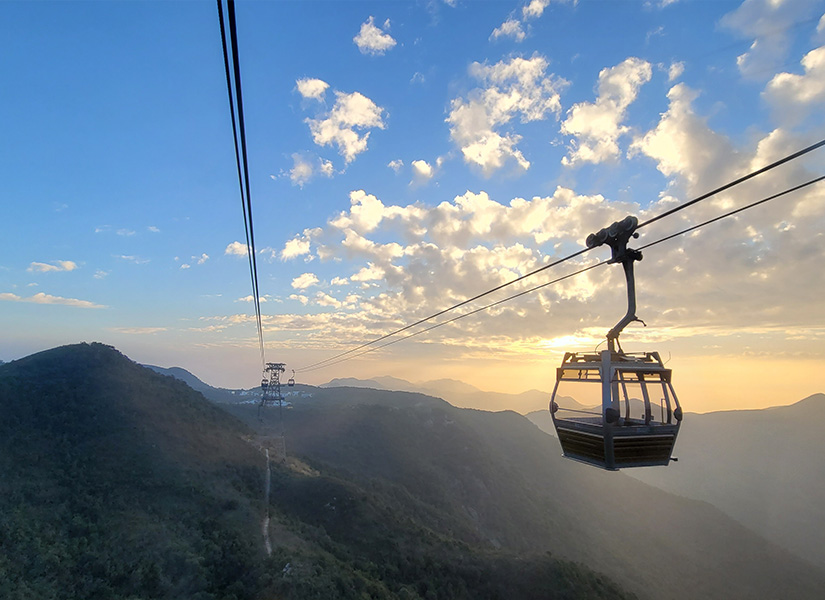 Ngong Ping 360 Teleferiği