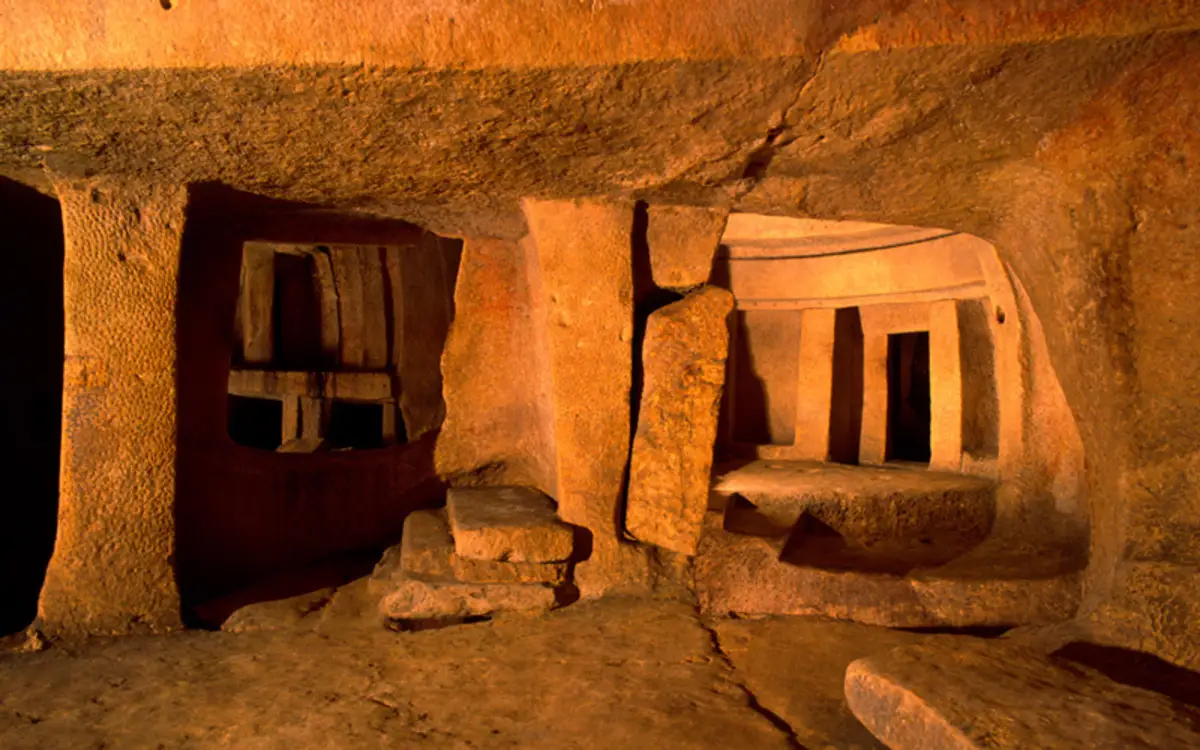 Hal Saieni Hypogeum