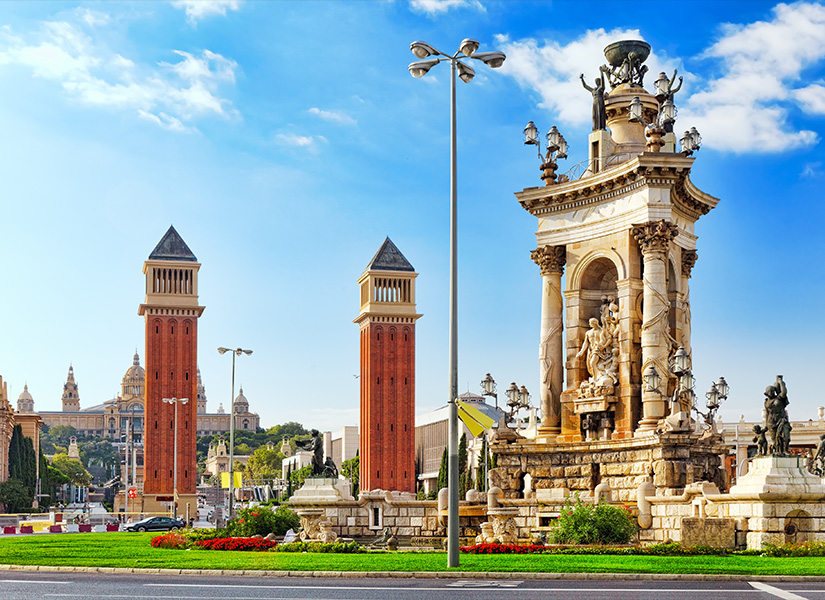 İspanya Meydanı (Plaça d’Espanya)