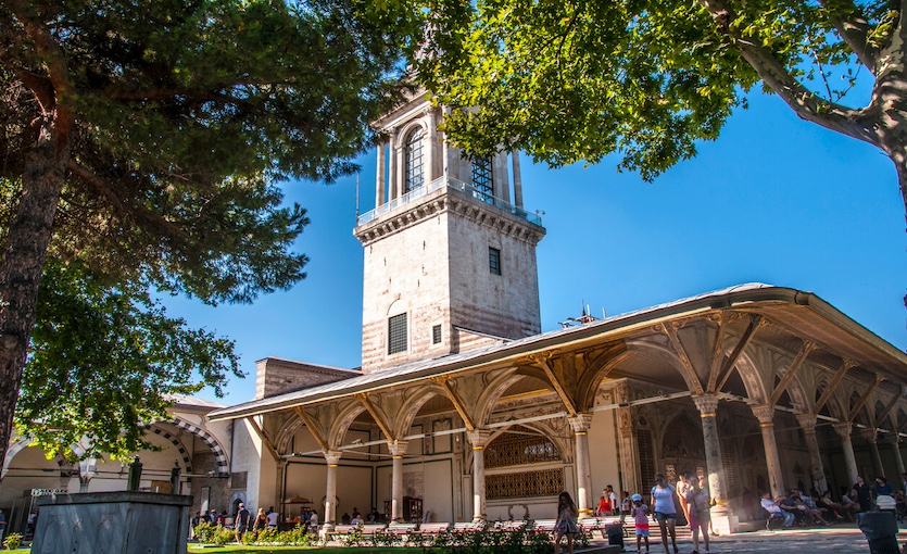 II Avlu Divan Meydanı ve Daha Fazlası