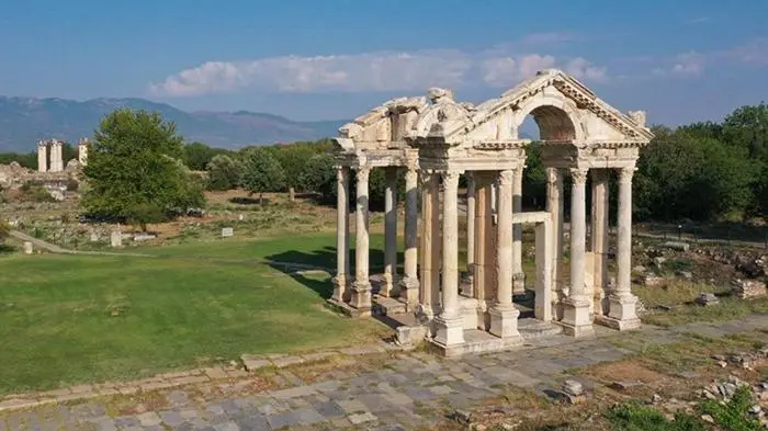 GÜZEL KEŞİF APHRODİSİAS