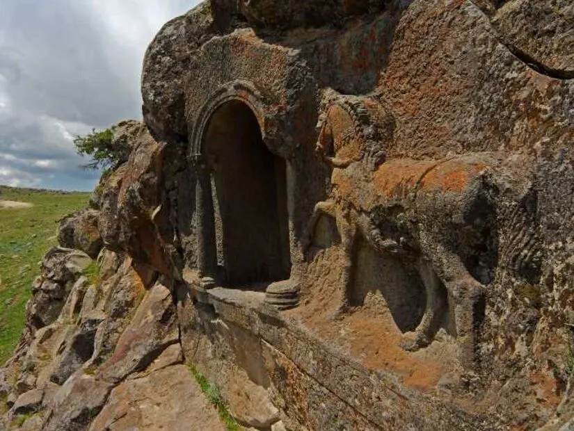 Atlıkaya Kabartması