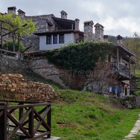 Geleneksel Taş Evlerde Köy Yaşamı