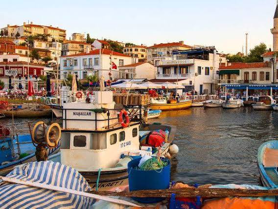 Liman Restoranlarinda Ege Mezeleri