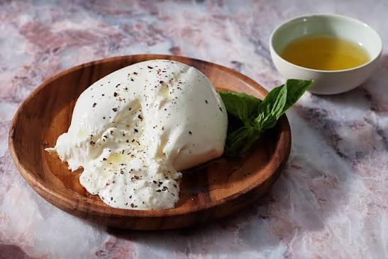 BURRATA İTALYA
