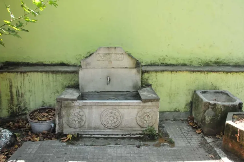 Kız Lisesi Çeşmeleri
