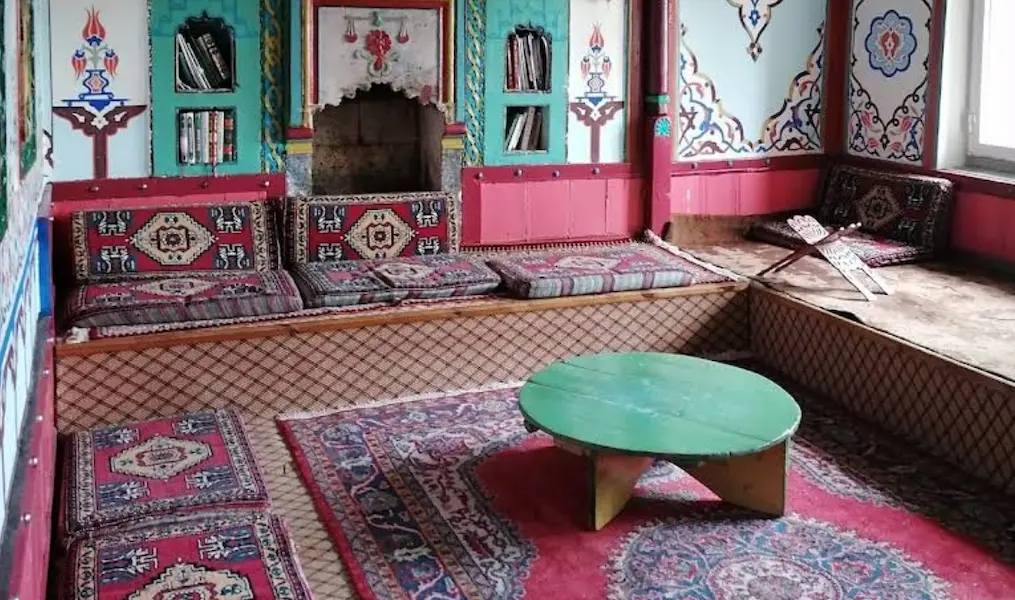 Sarıçiçek Köyü Odaları