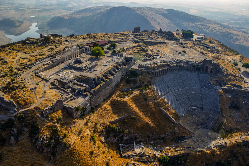 Pergamon Tiyatrosu Pergamon Antik Kenti İzmir